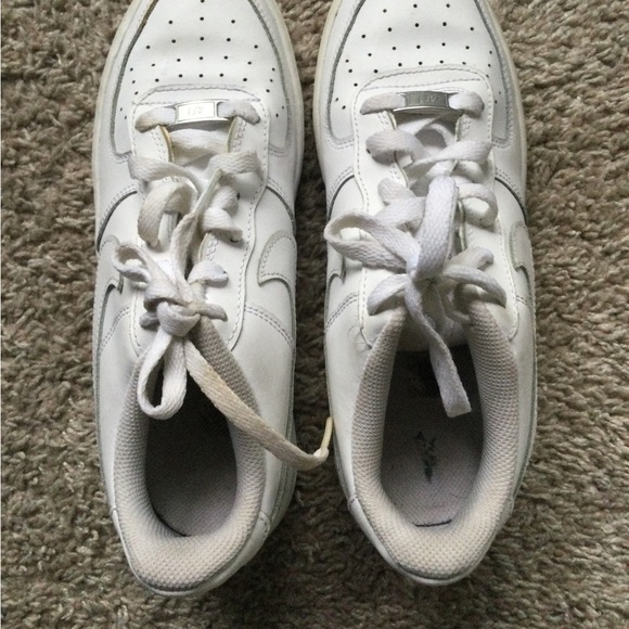 Nike Air Force 1 - Picture 3 of 16